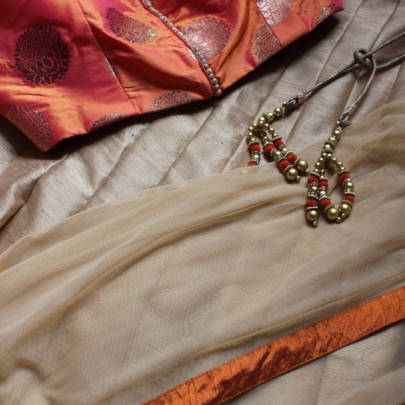 Indian lengha - Orange & gold - Picture 6 of 6